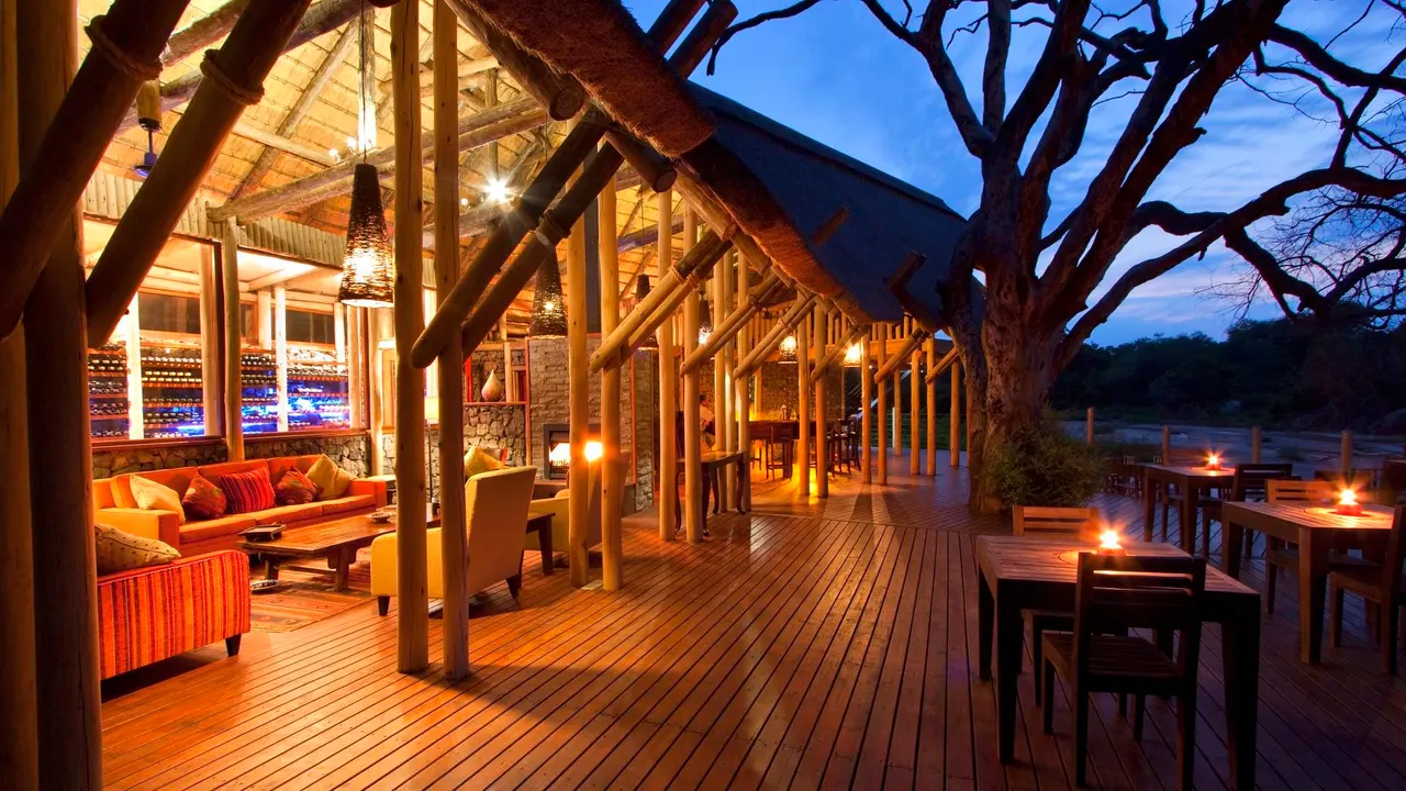 Rhino Post Safari Lodge — image 2