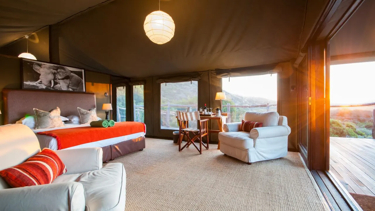 Hillsnek Safaris — image 1