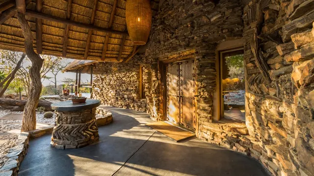 Impodimo Game Lodge — image 1