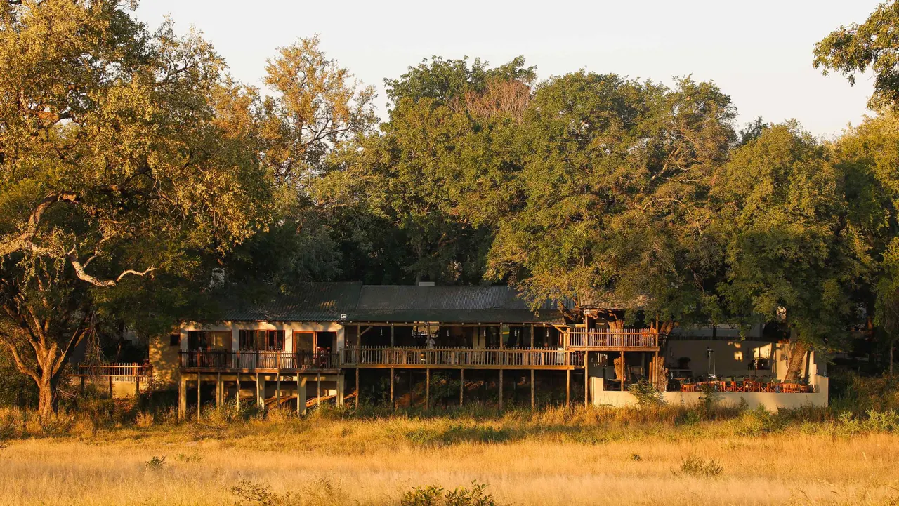 Notten's Bush Camp — image 1