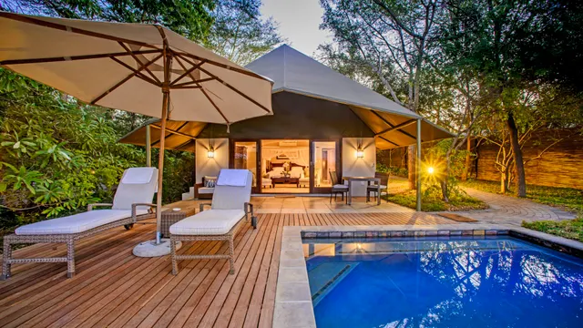 Savanna Lodge
