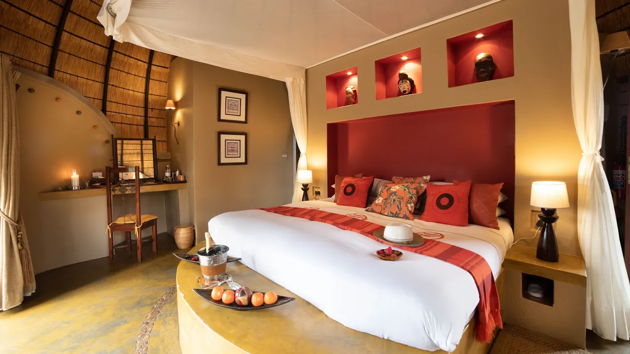 Hoyo-Hoyo Safari Lodge — image 3
