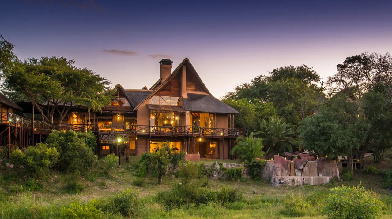 Lukimbi Safari Lodge — image 1