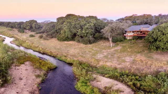 Dulini River Lodge — image 1