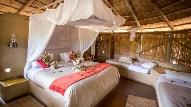 Umlani Bushcamp — image 1