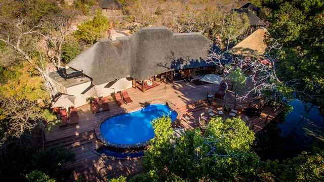 Ndlovu Safari Lodge — image 19