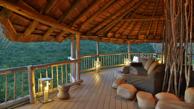 Clifftop Exclusive Safari Hideaway — image 26