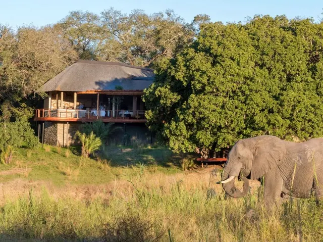 Dulini River Lodge