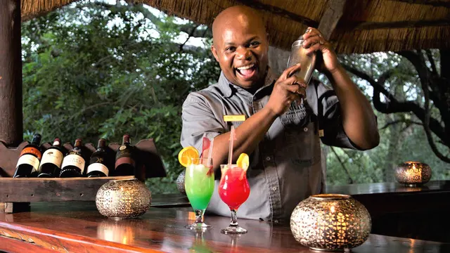 Idube Game Lodge — image 8