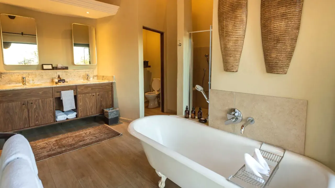 Impodimo Game Lodge — image 35