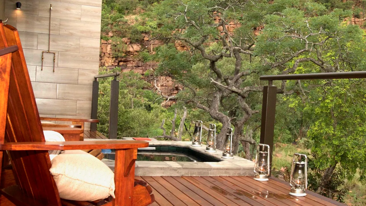Inzalo Safari Lodge — image 12