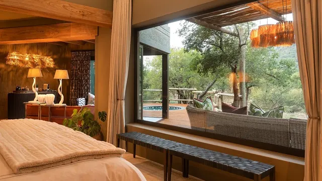 Lush Private Lodge — image 19