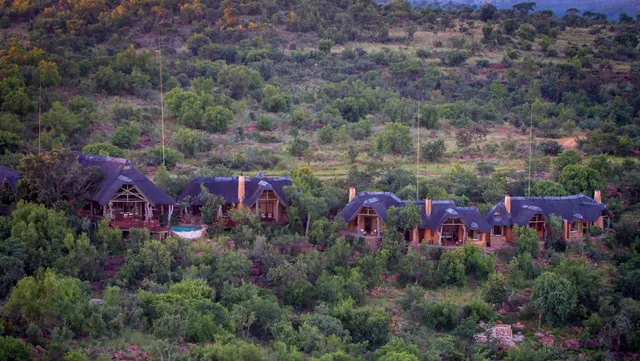Nedile Lodge — image 7