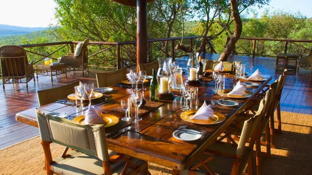 Nungubane Game Lodge — image 7
