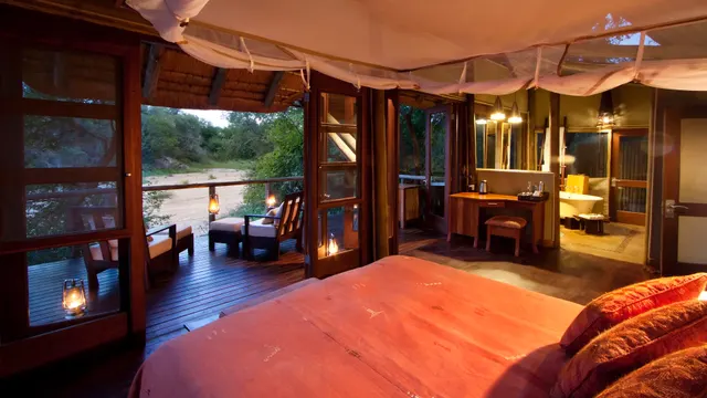 Rhino Post Safari Lodge — image 6