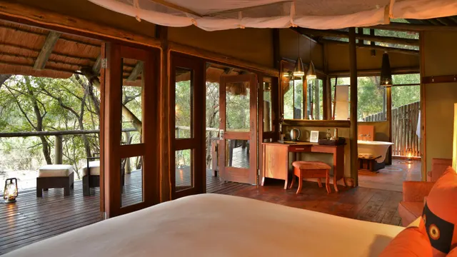 Rhino Post Safari Lodge — image 13