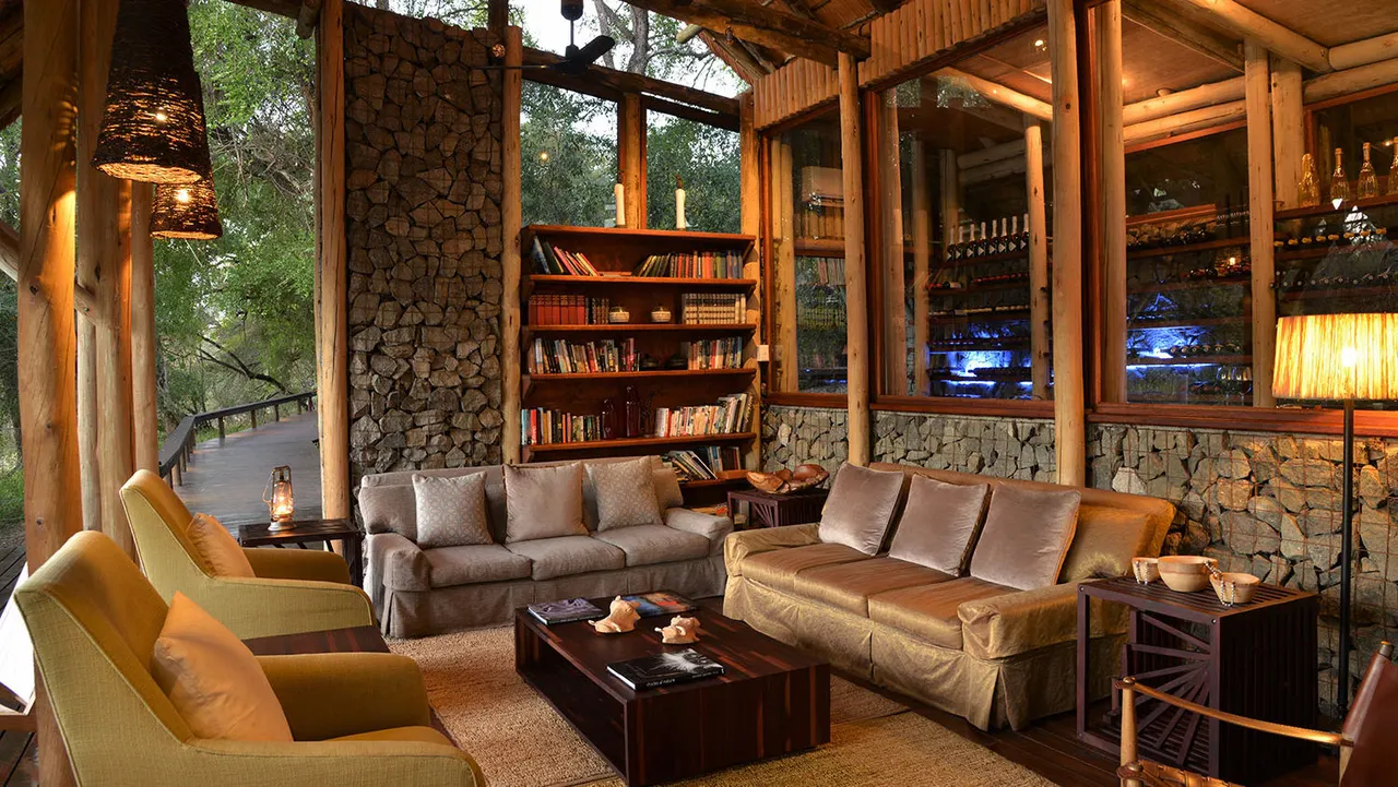 Rhino Post Safari Lodge — image 16