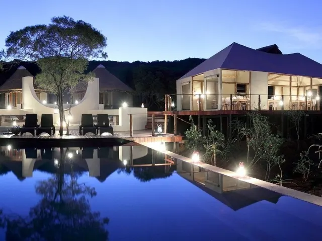 Thanda Tented Camp