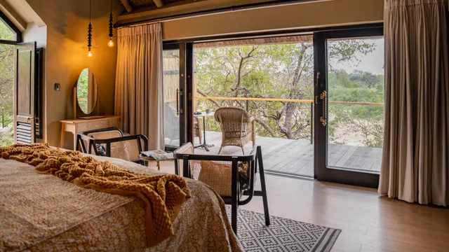 Thornybush Game Lodge — image 18