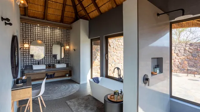 Tuningi Safari Lodge — image 16