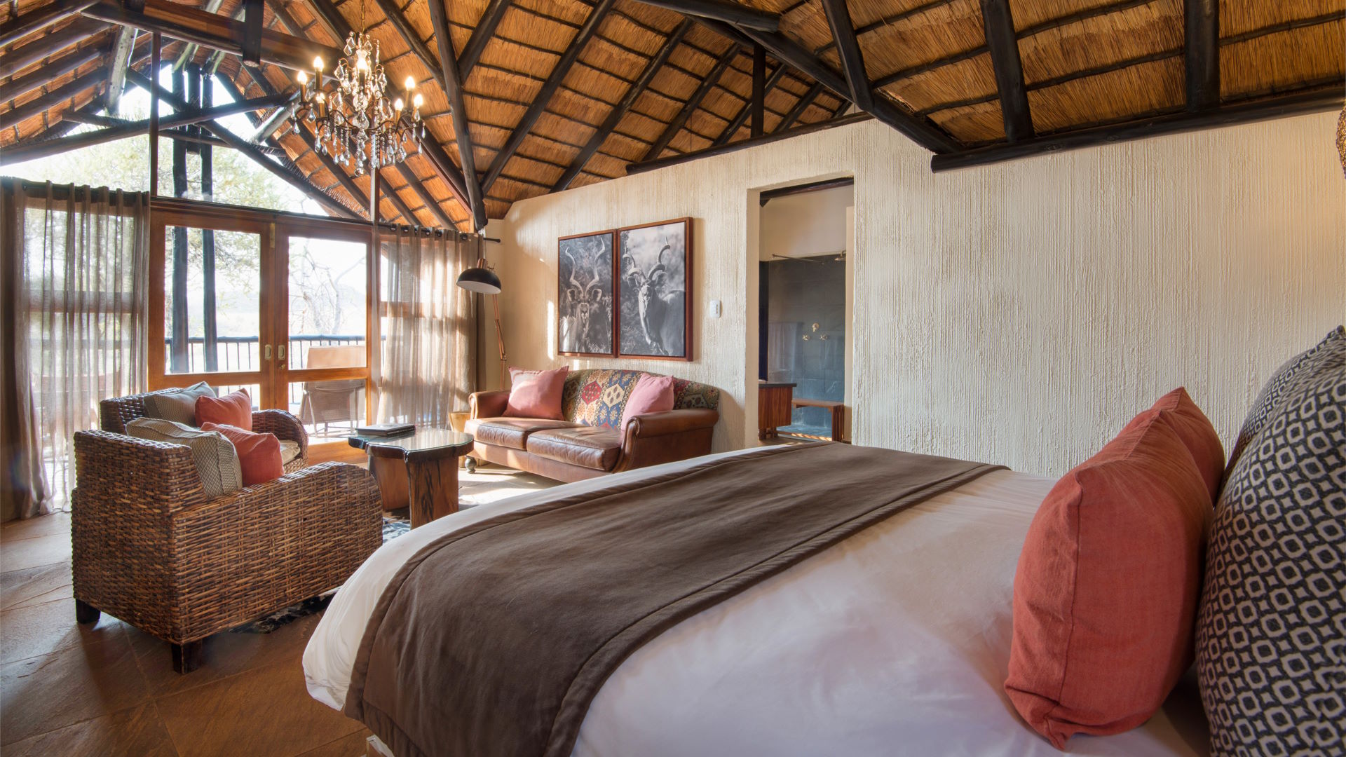Tshukudu Lodge — image 2