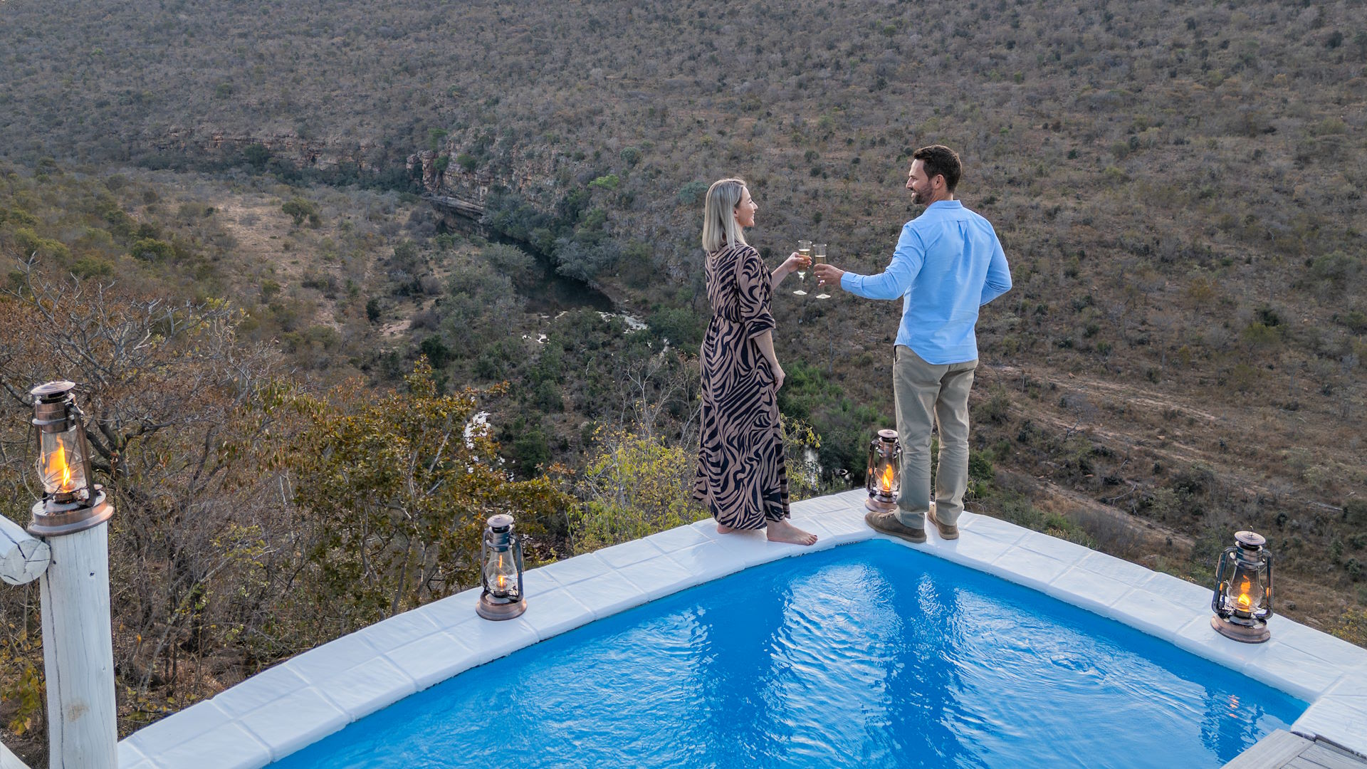 Clifftop Exclusive Safari Hideaway — image 4