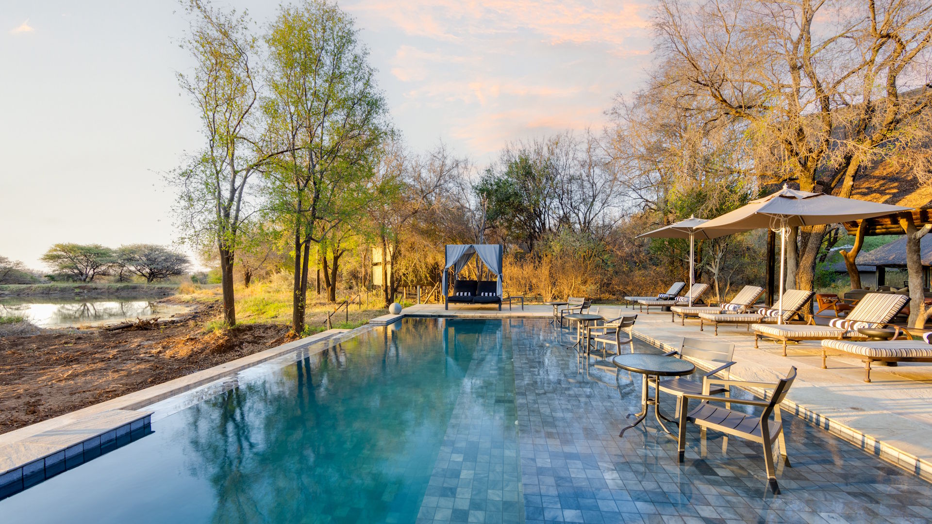 Black Rhino Game Lodge — image 2