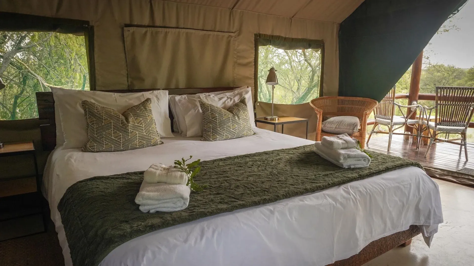 Sausage Tree Safari Camp — image 3