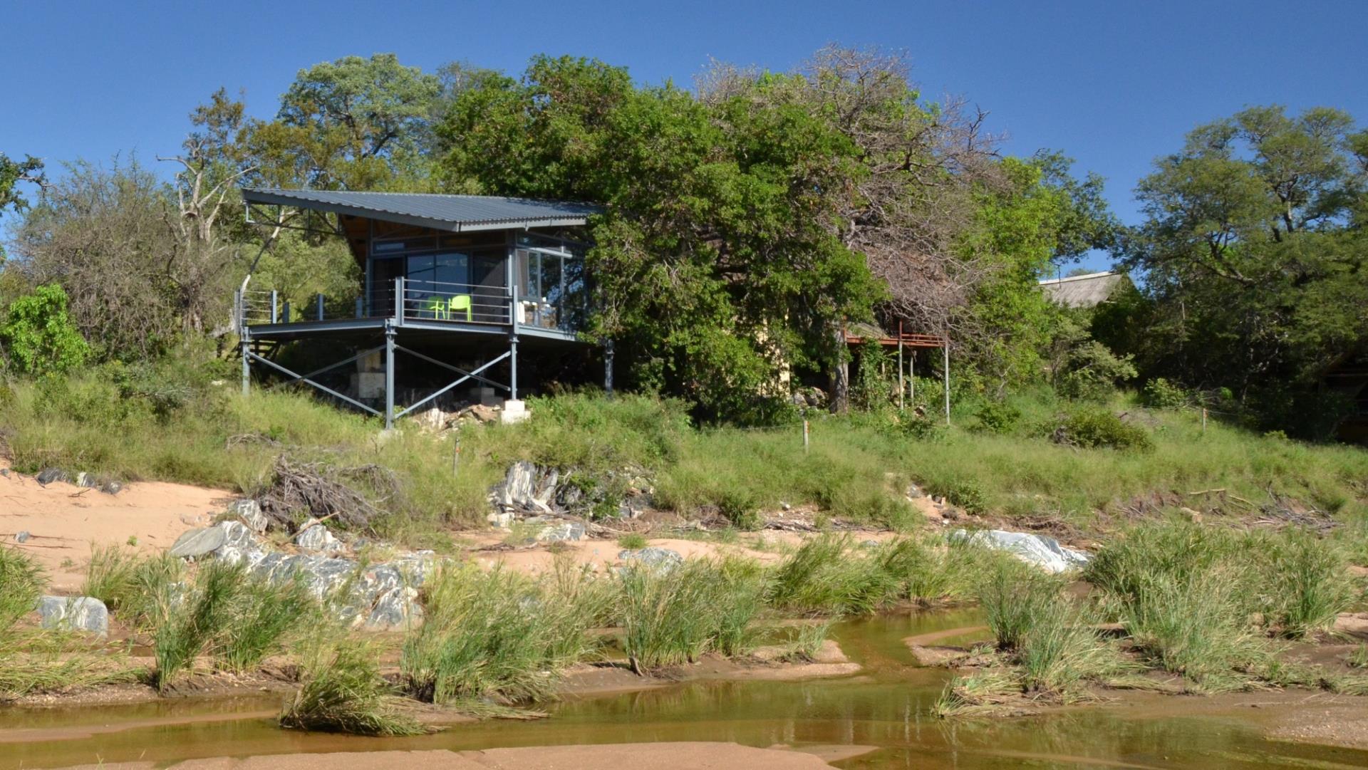 Greenfire Game Lodge — image 1