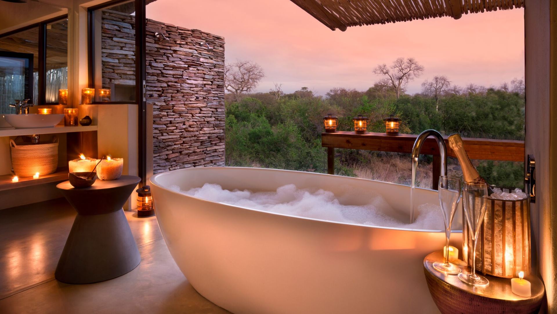 RockFig Safari Lodge