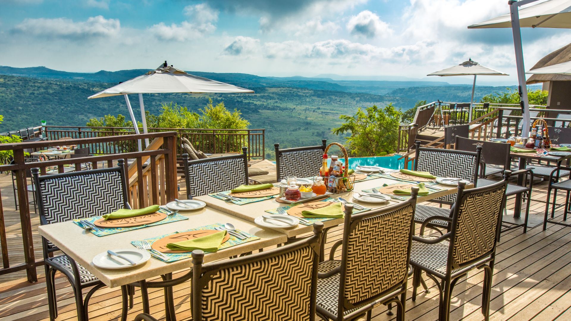 Umzolozolo Safari Lodge — image 2