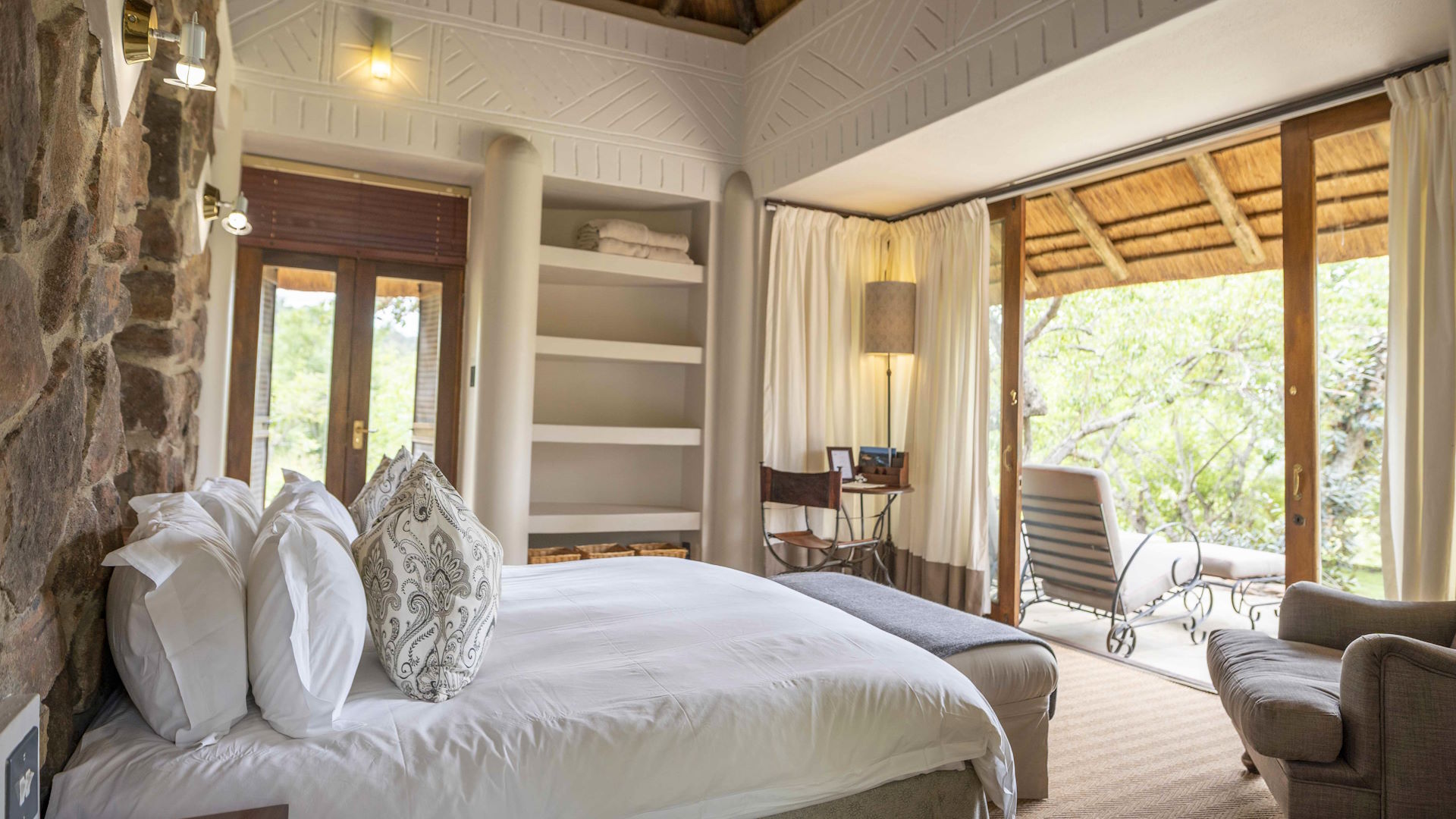 Ekuthuleni Lodge — image 1