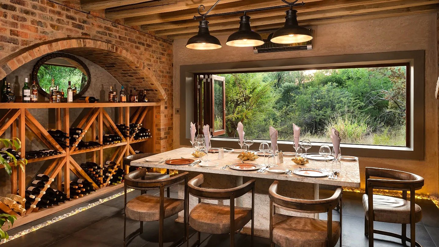 Lush Private Lodge — image 5